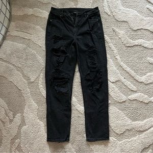 American eagle ripped jeans